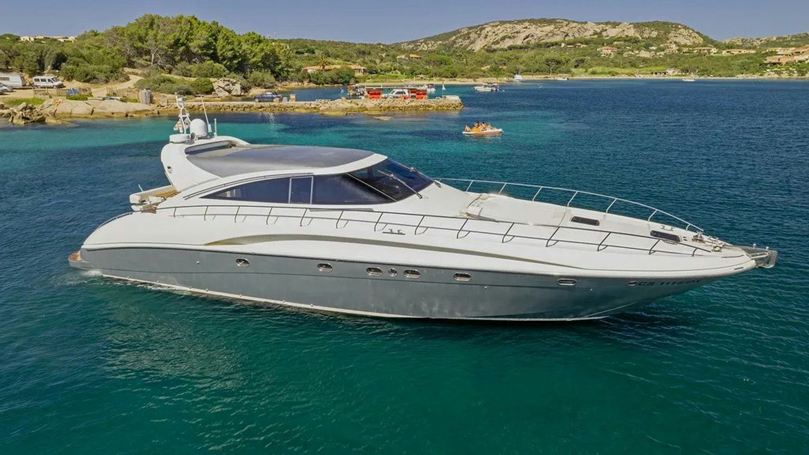 Three Stars, 20.7 m AB 68 HT charter yacht
