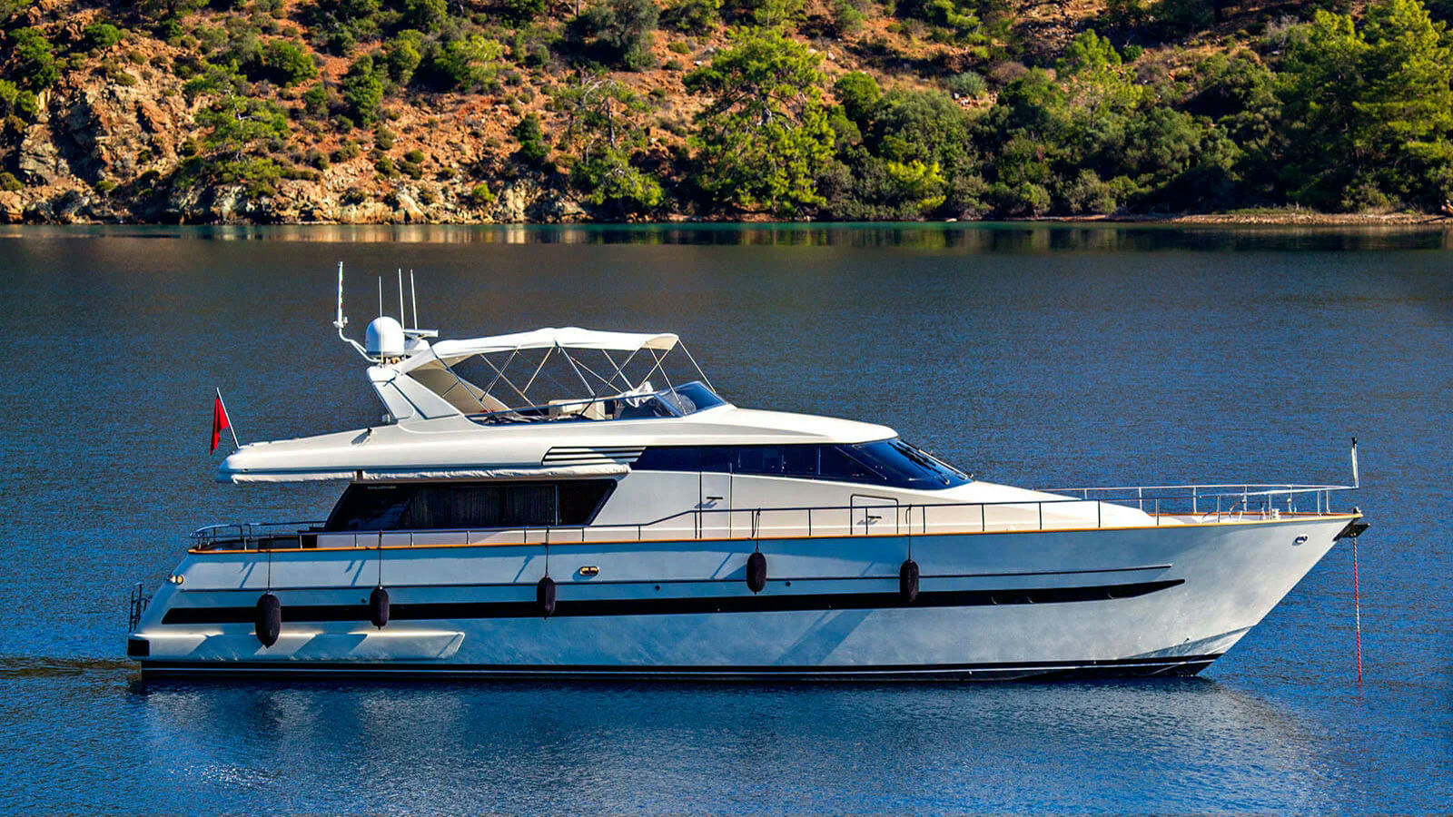 Barbarossa Moratti, 22.8 m charter yacht