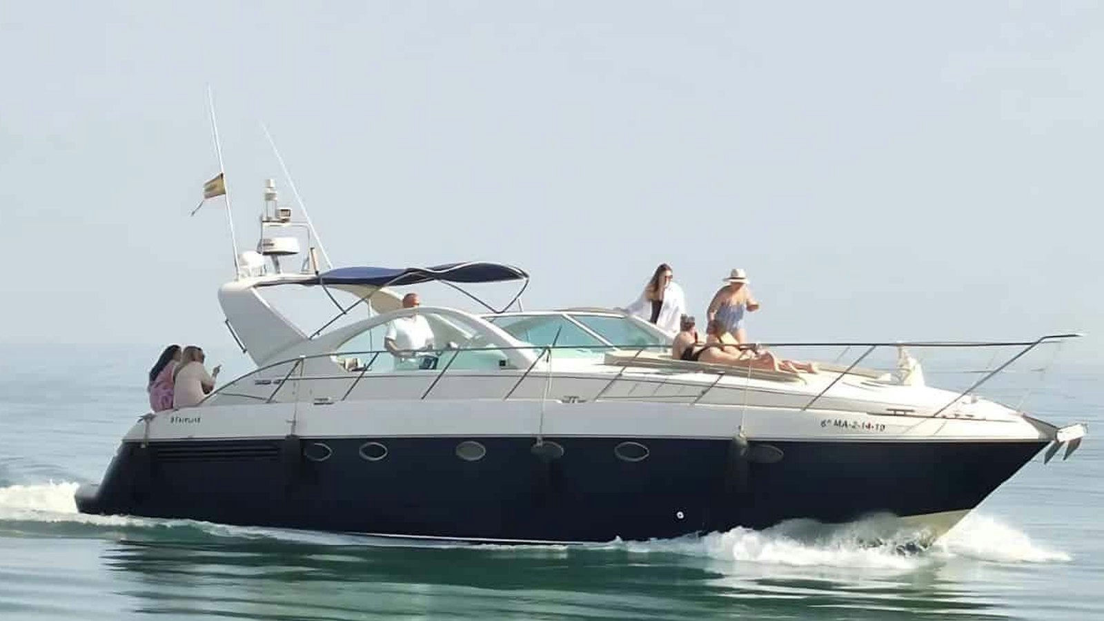Fairline Targa 48, 14.8 m Fairline Targa 48 charter yacht