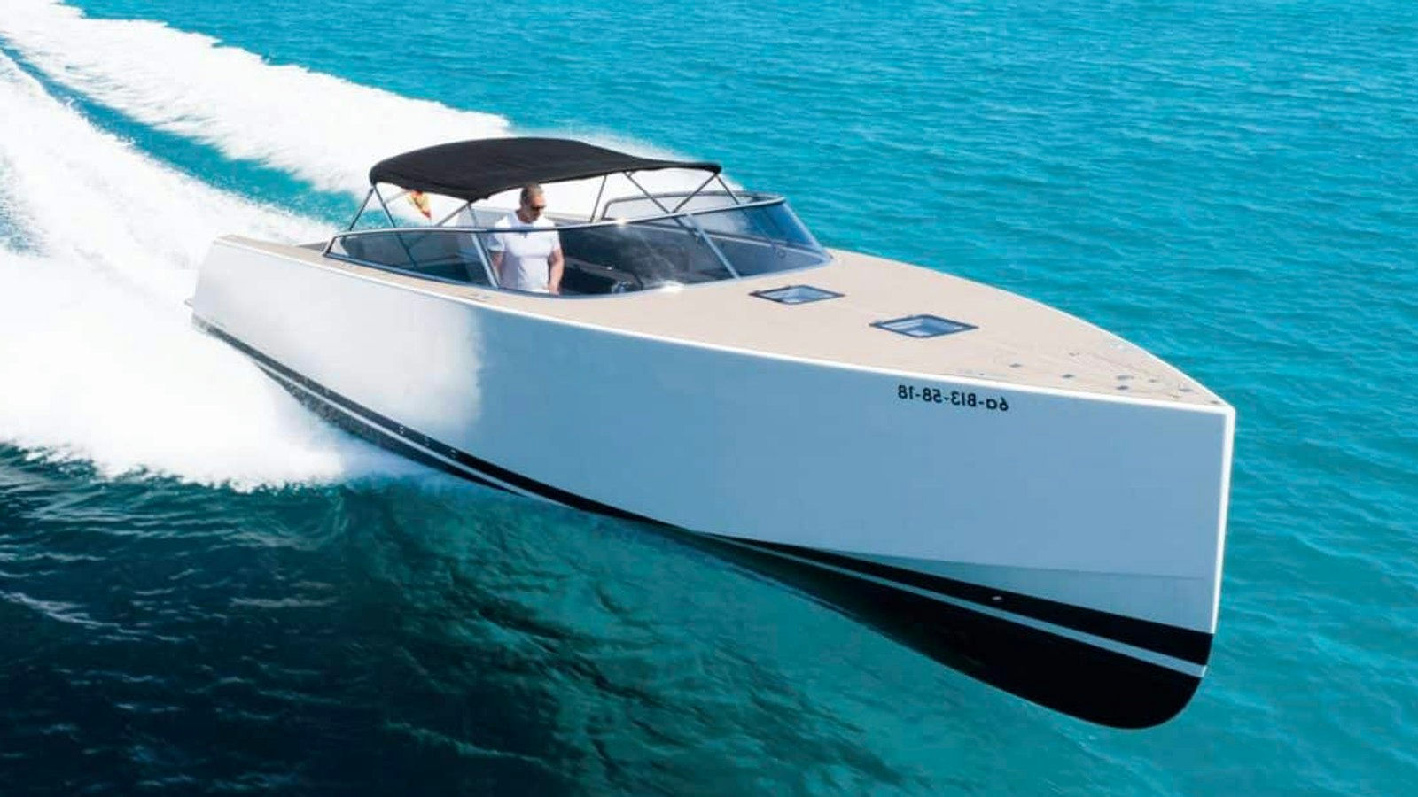 SMART ASS, 12 m VAN DUTCH 40 charter yacht