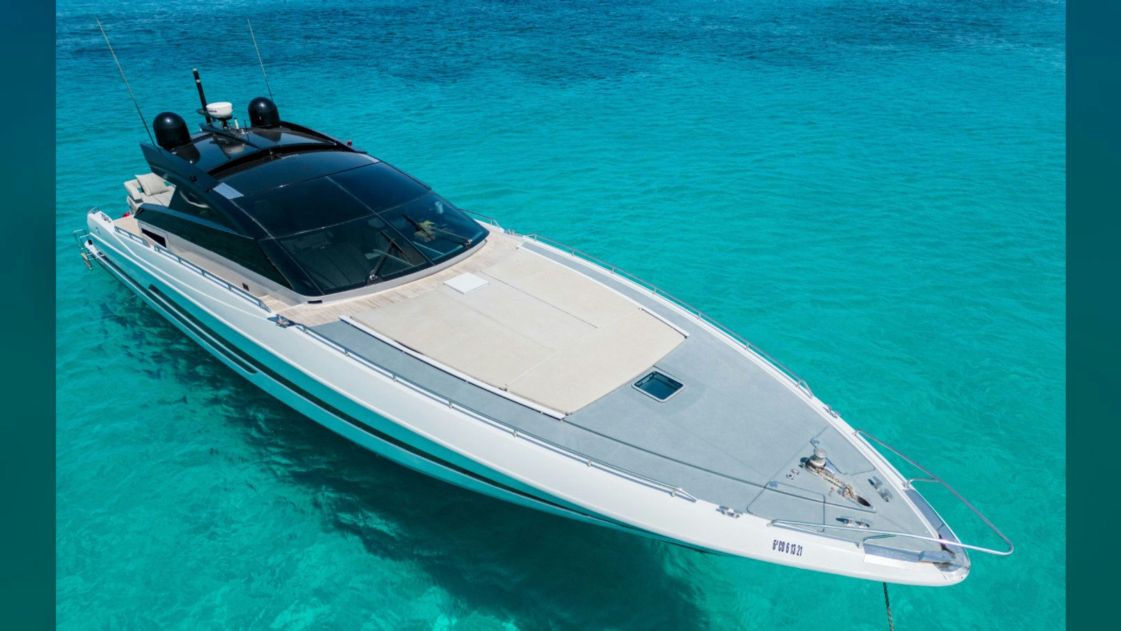 CHILLI, 22 m Baia 70 charter yacht