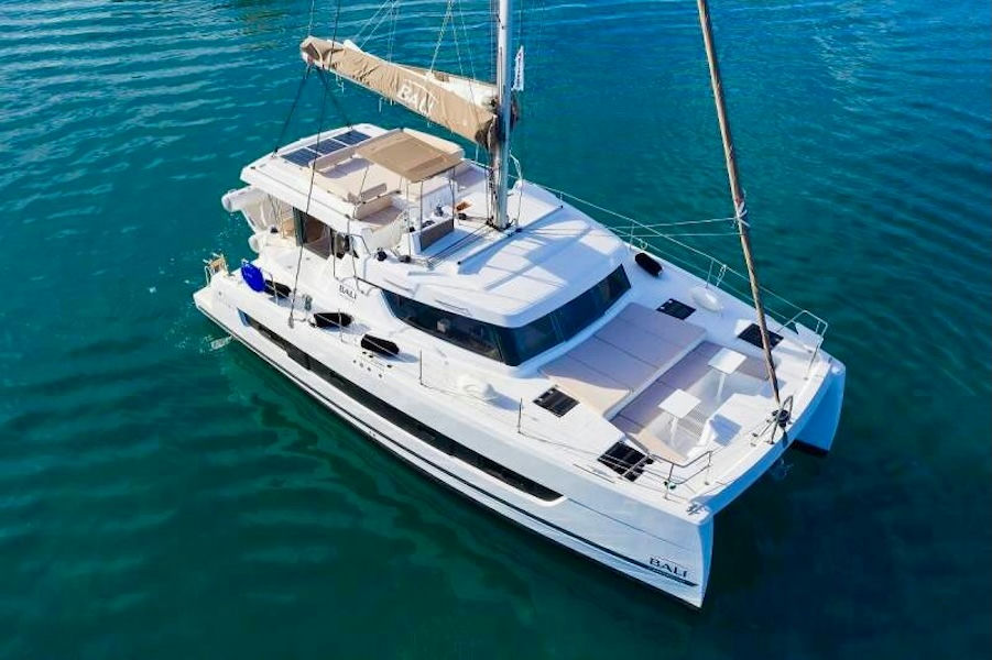 Bali Catspace (Tivat), 12.3 m Bali Catspace catamaran charter yacht