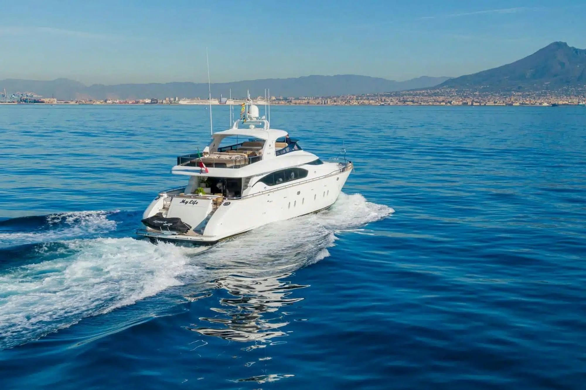 My Life, 27.4 m Maiora charter yacht