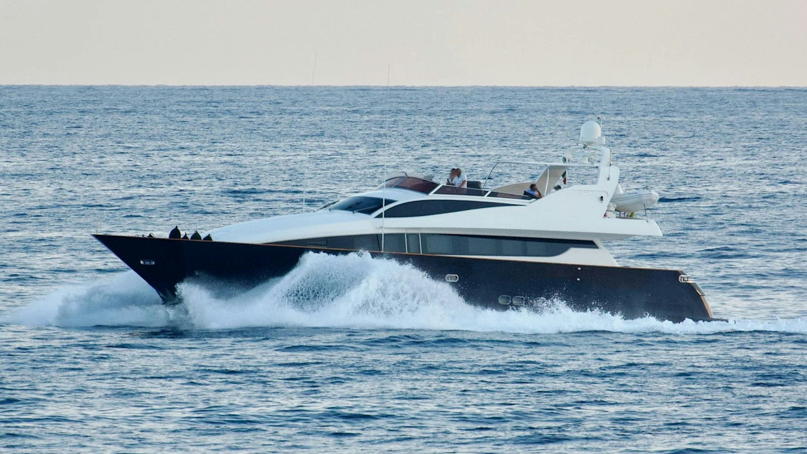 Venus, 31 m Antago 90 charter yacht