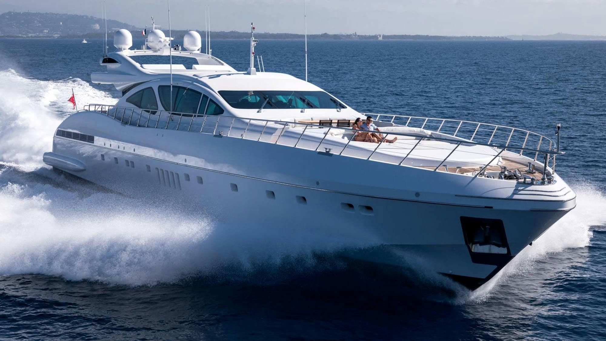 Beachouse, 40 m charter yacht