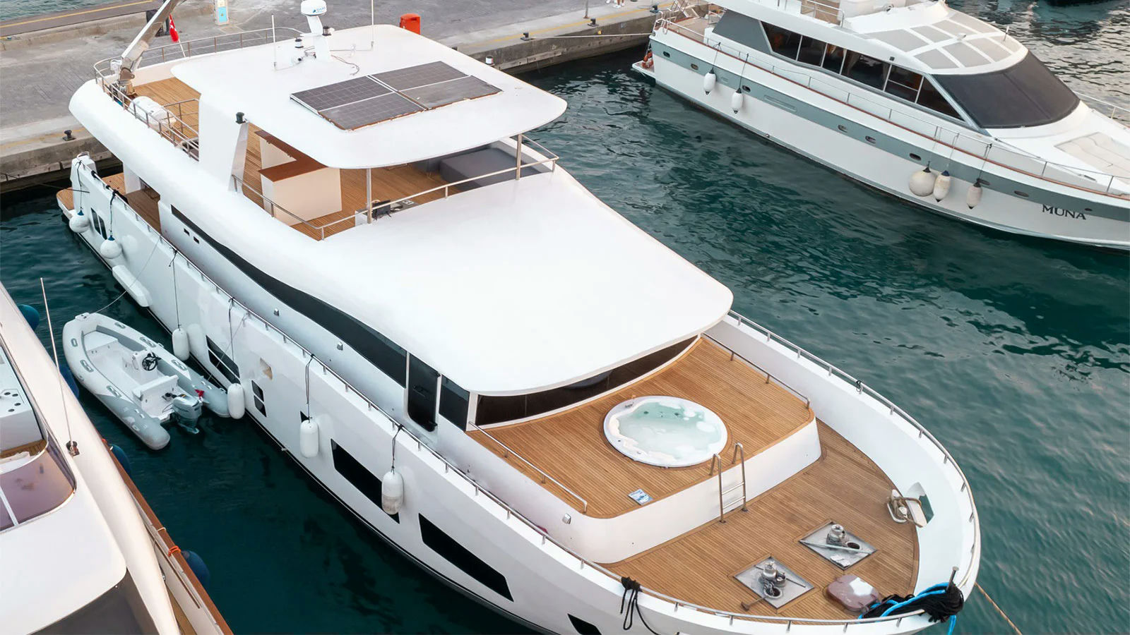 Almila, 26 m charter yacht