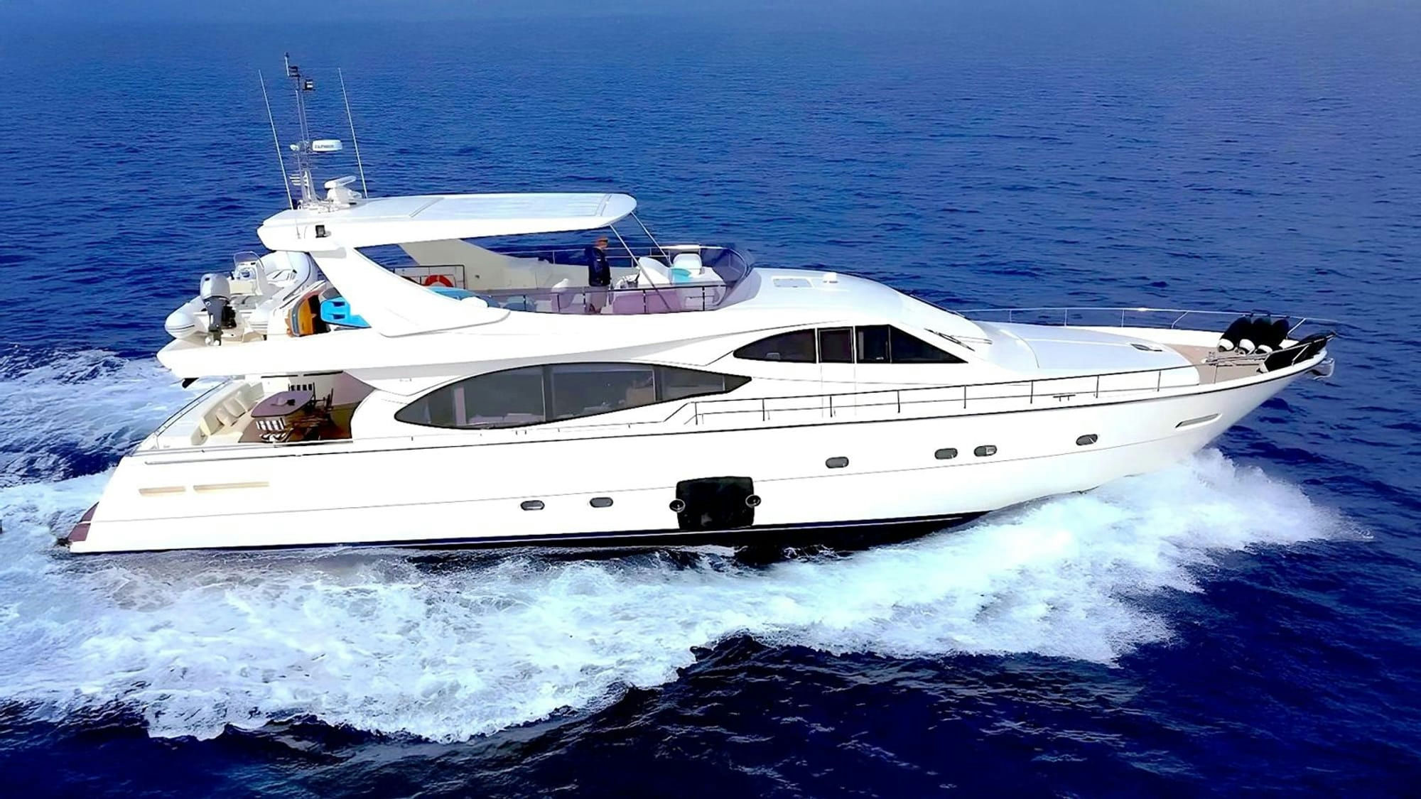 Irene, 24 m Ferretti charter yacht