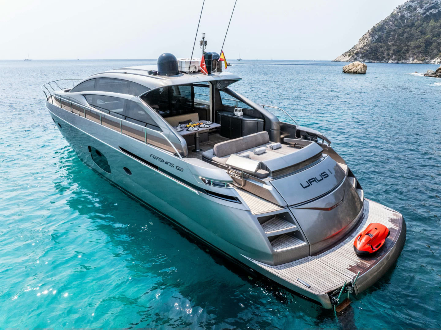 Urus I, 19.4 m Pershing charter yacht