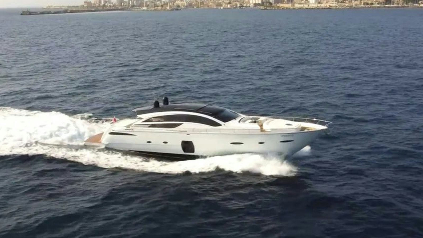 Pershing 80, 24.4 m Pershing 80 charter yacht