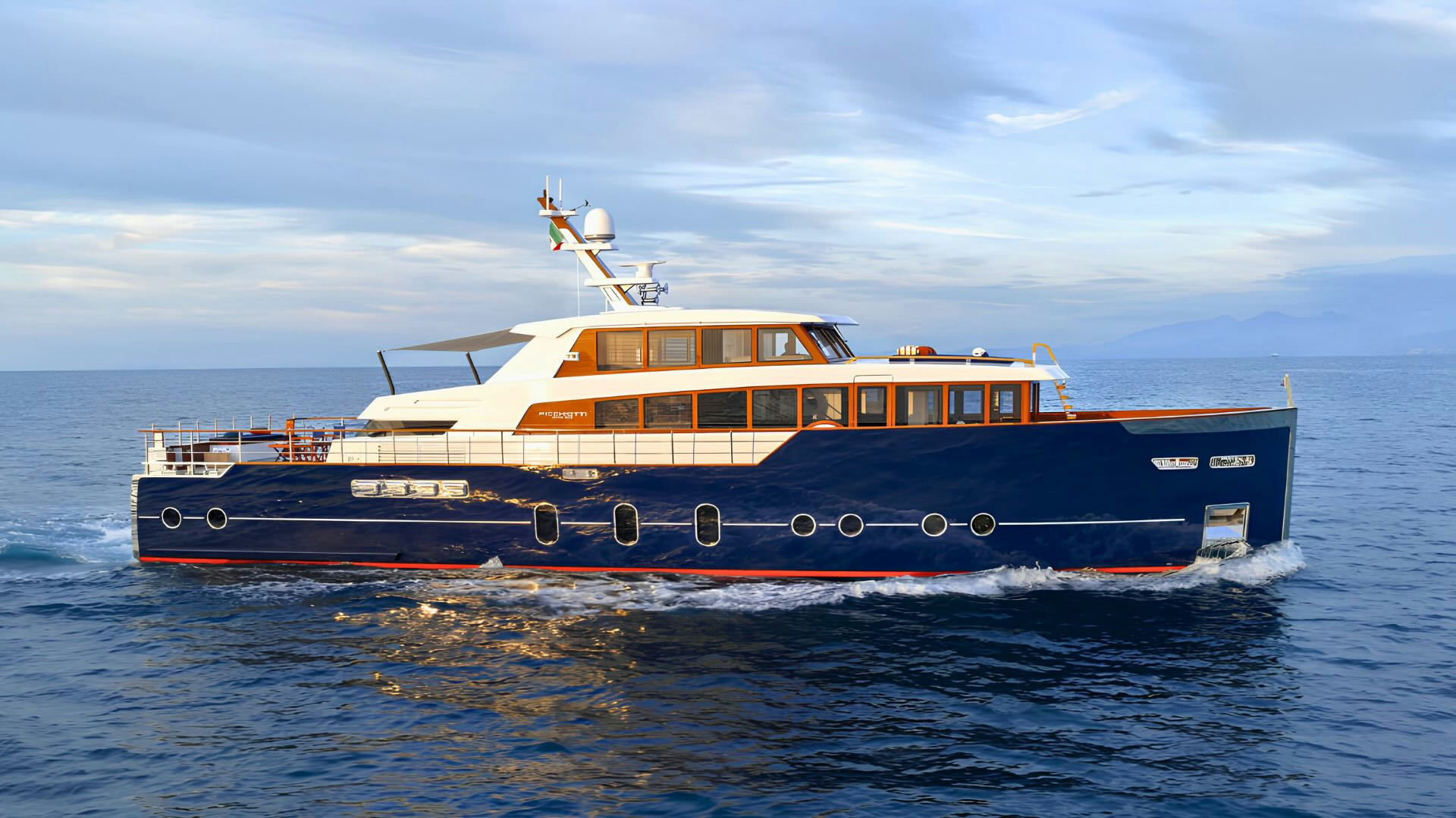 The Gentleman, 24 m Picchiotti charter yacht