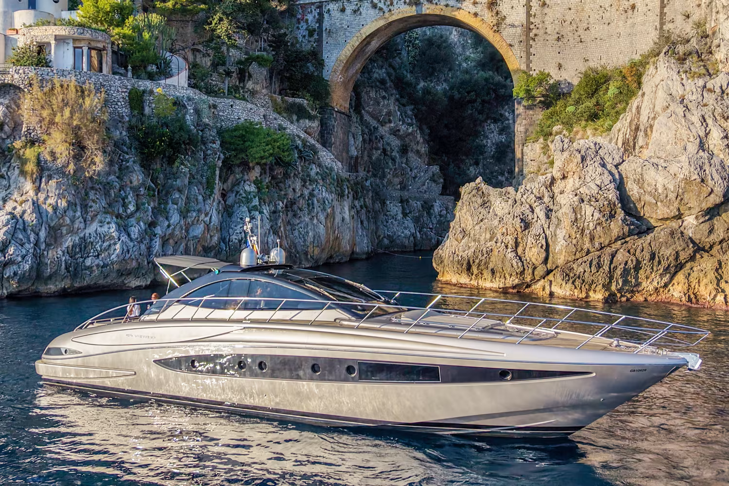 RIVA 63 VERTIGO, 20 m Riva 63 Vertigo charter yacht