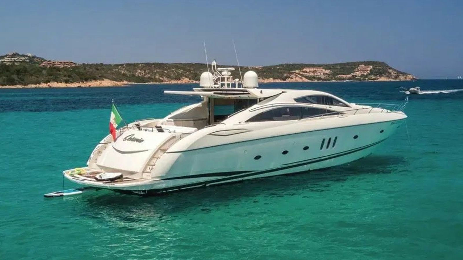Octavia, 25 m Sunseeker International 82 charter yacht
