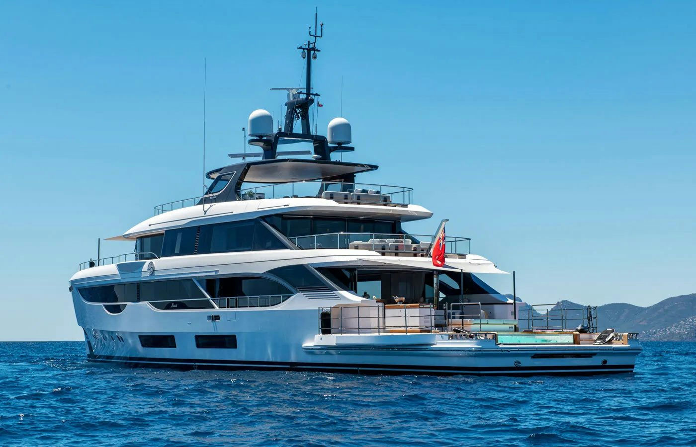 Benetti Oasis 40M, 40.6 m charter yacht