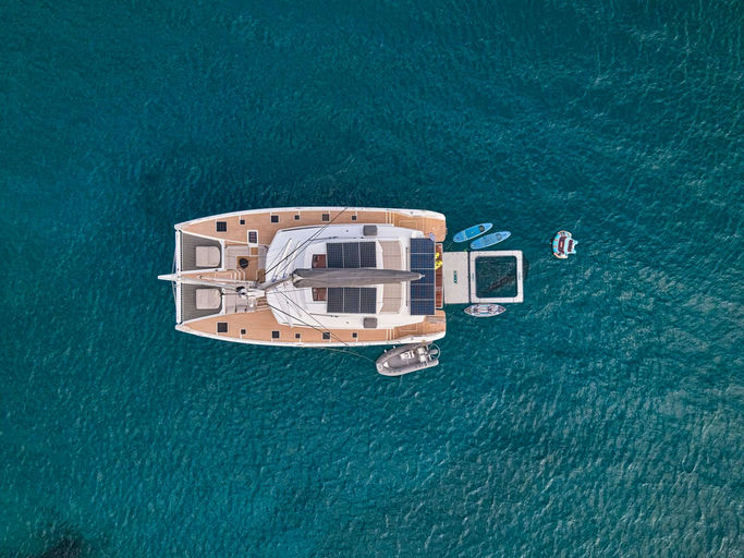 Stephanie, 20 m Fountaine Pajot charter yacht