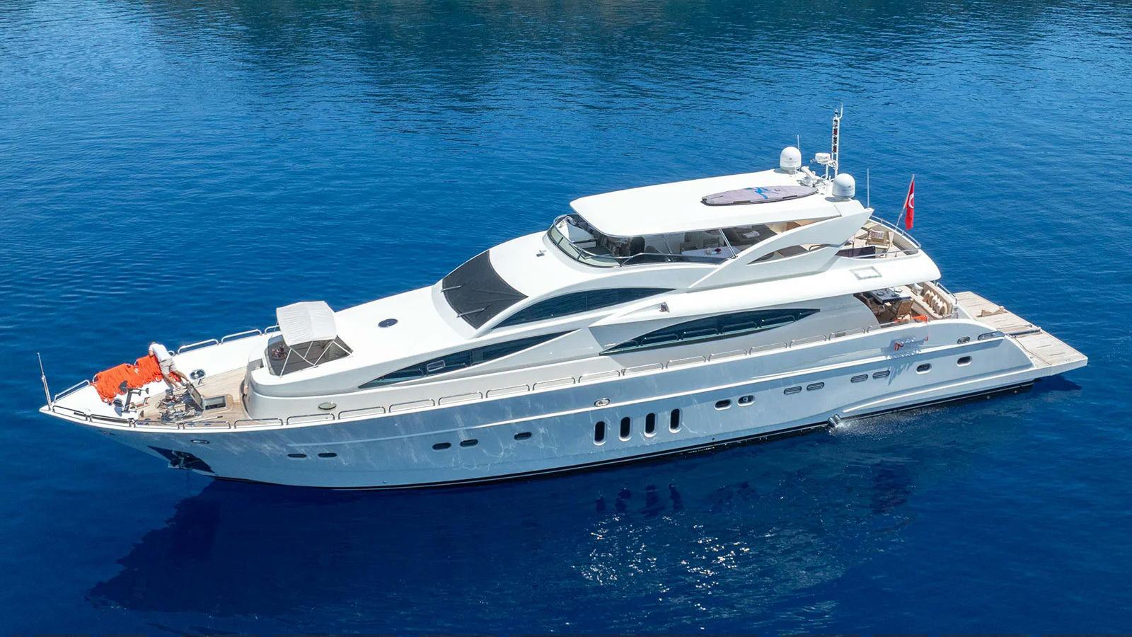 Coral, 34 m charter yacht
