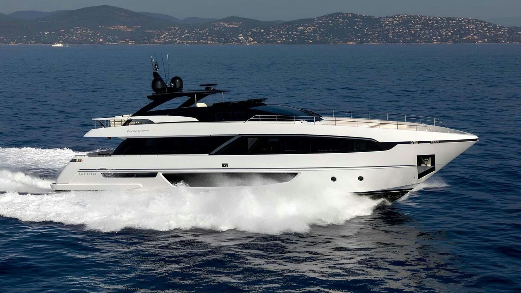 Raph Seven II, 30 m Riva charter yacht