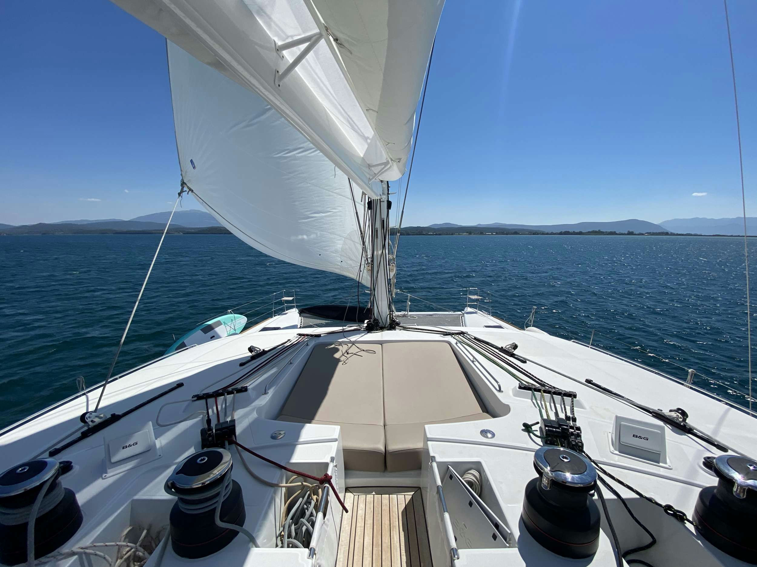 Grace, 18 m Lagoon charter yacht