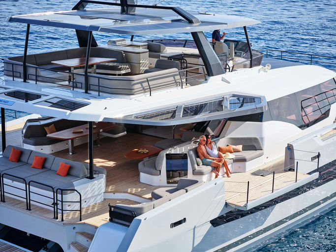 Christal Mio 80, 23 m Fountaine Pajot charter yacht