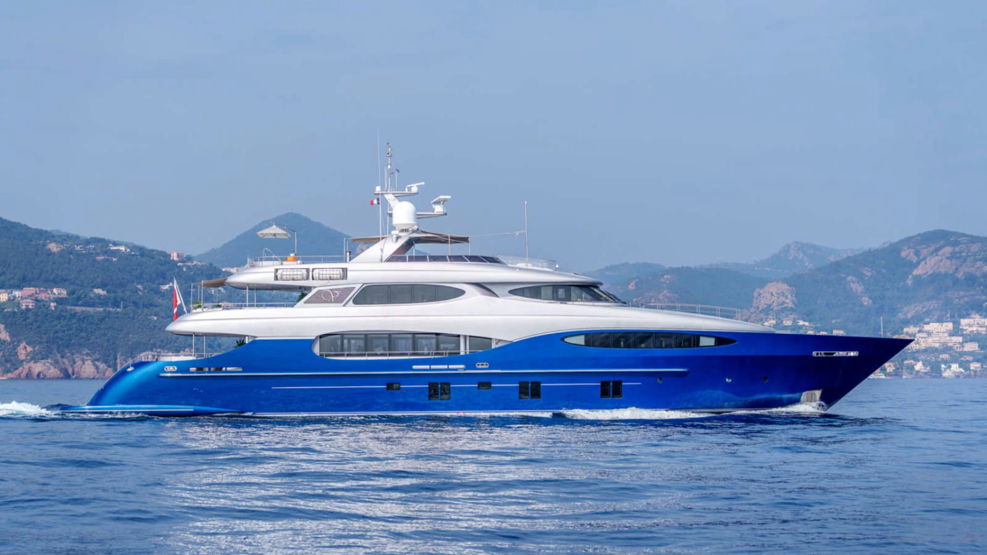 Hatt Mill, 46 m Vicem Yachts charter yacht