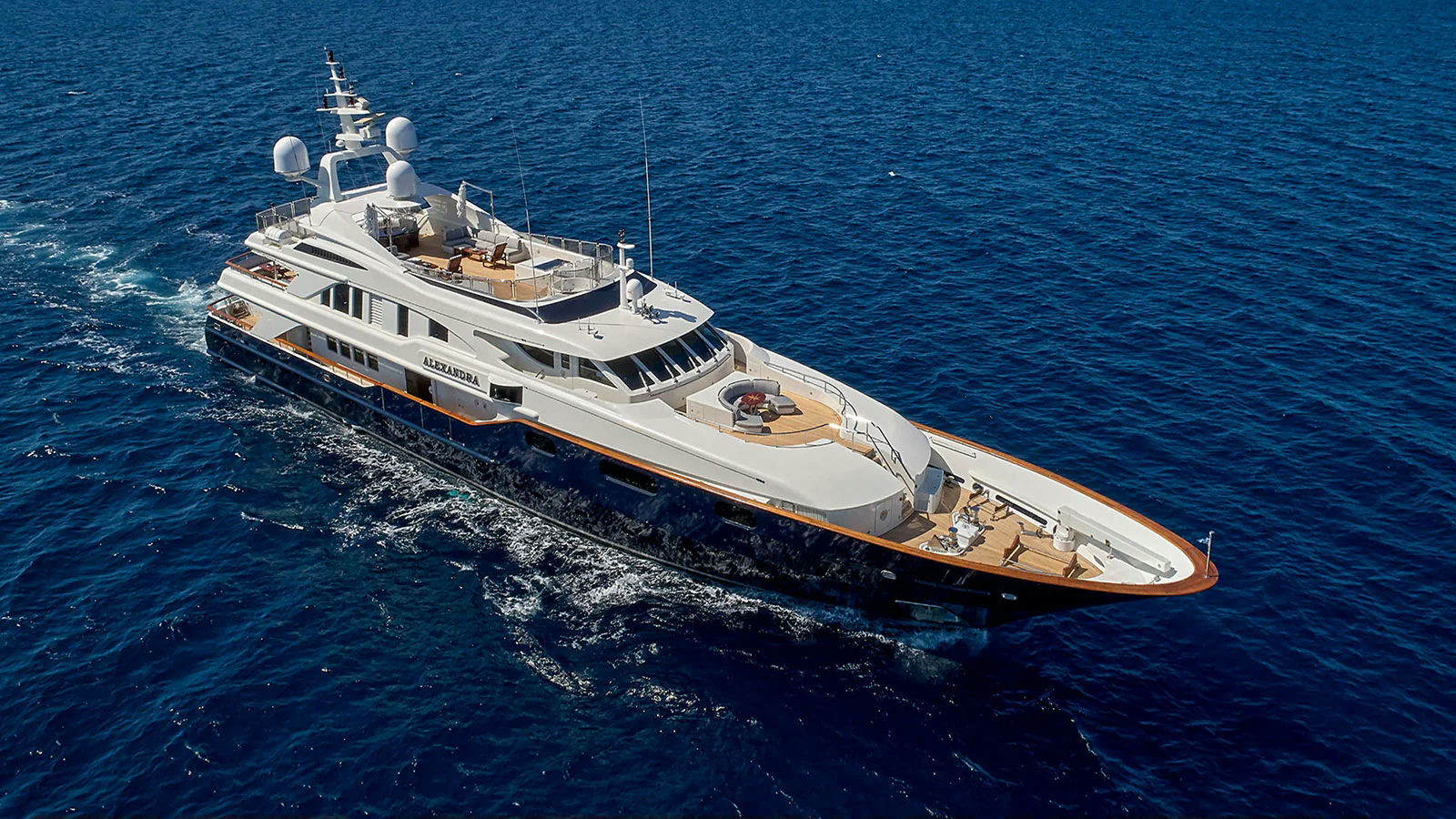 Alexandra, 50 m charter yacht