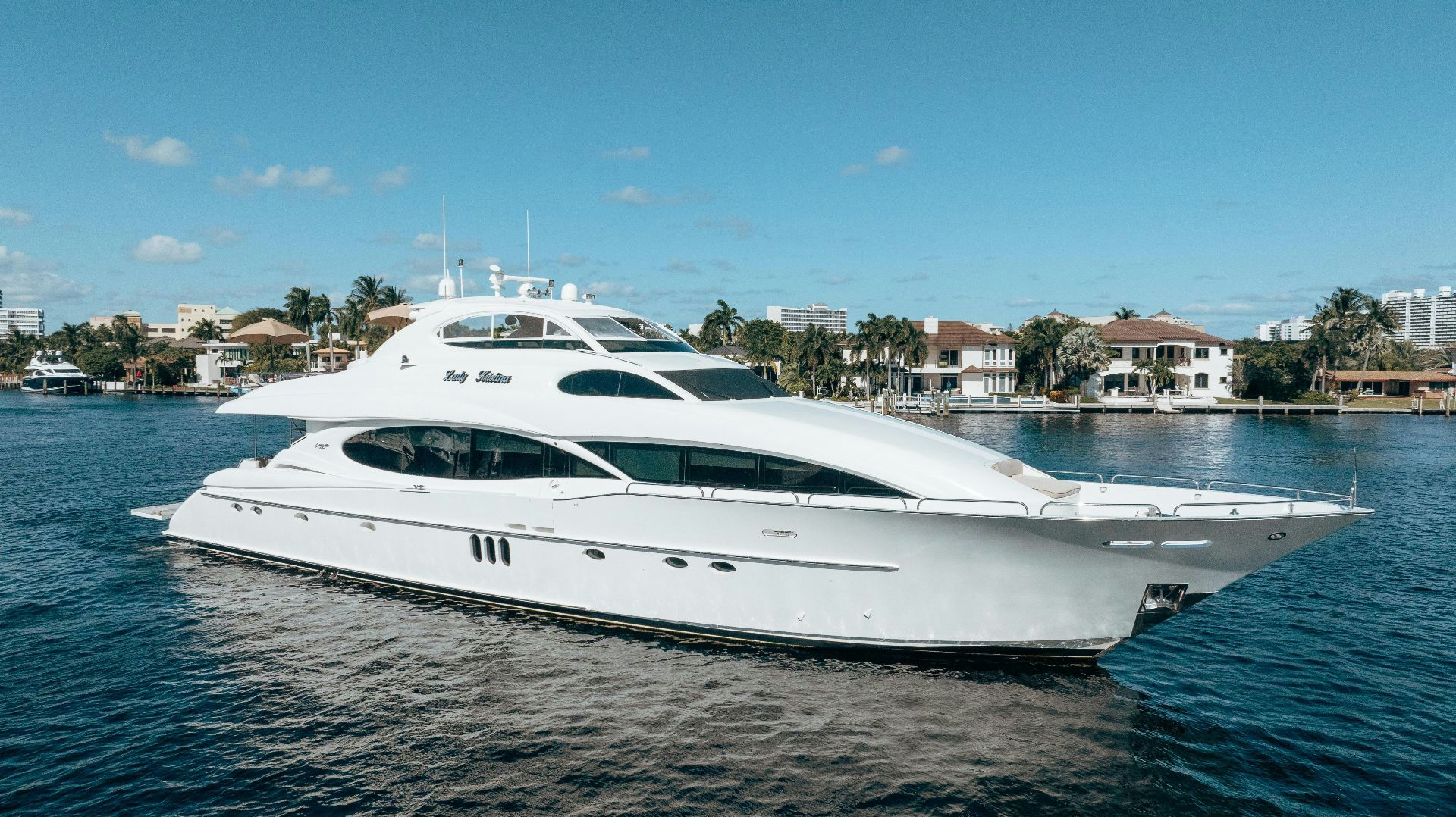 Lady Kristina, 34.1 m Lazzara 112 charter yacht