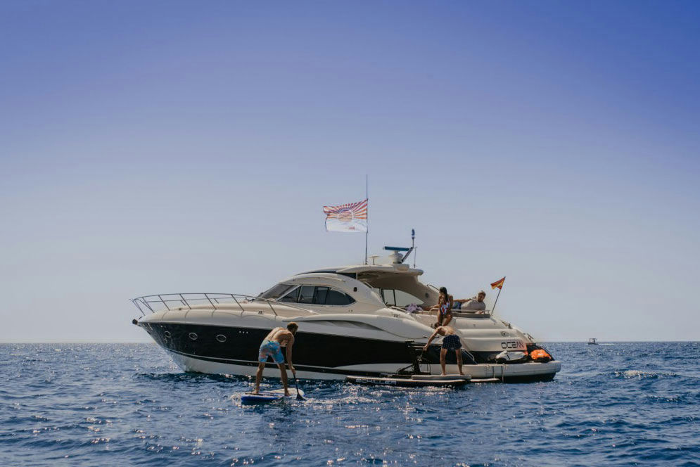Sunseeker Predator 58, 18 m Sunseeker Predator 58 charter yacht