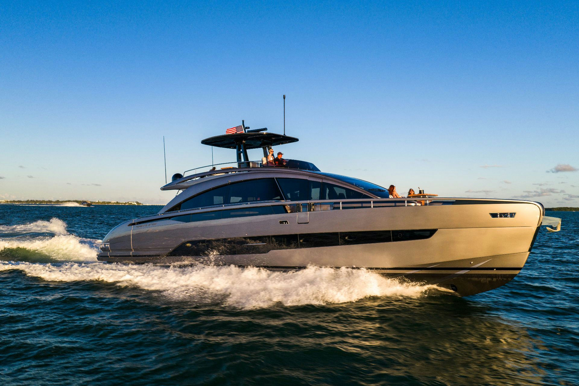 GTX80, 24.4 m Pershing GTX80 charter yacht