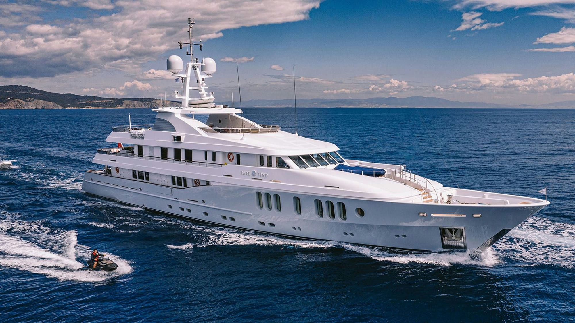 Rare Find, 54.7 m Turquoise charter yacht