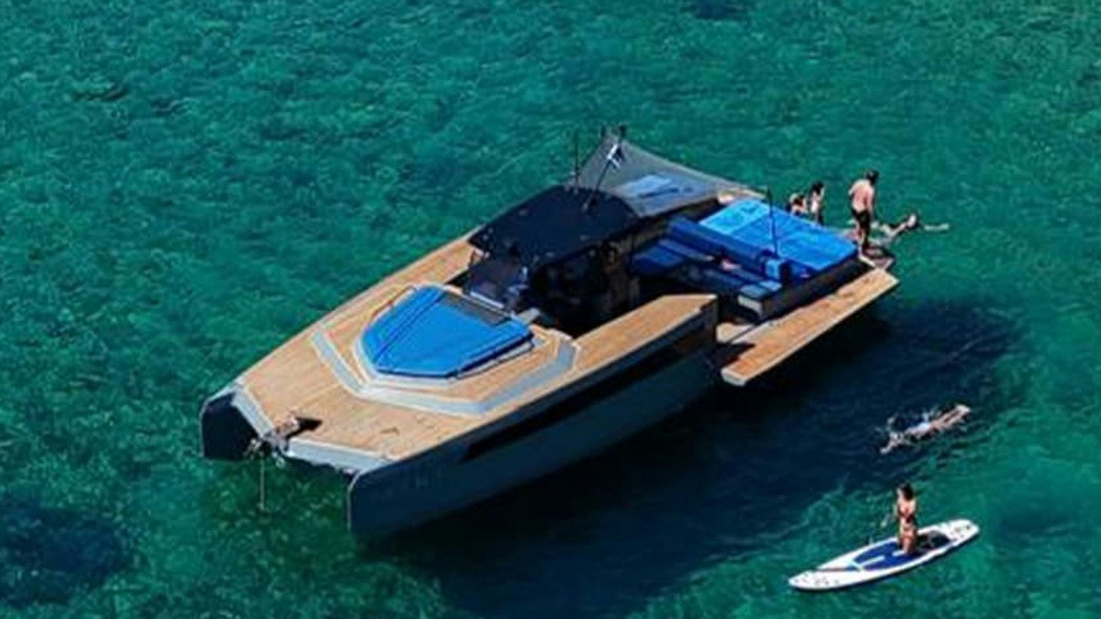 Blue Santorin - BUGATTI - Sunreef 40, 12.8 m Sunreef 40 Open Power charter yacht