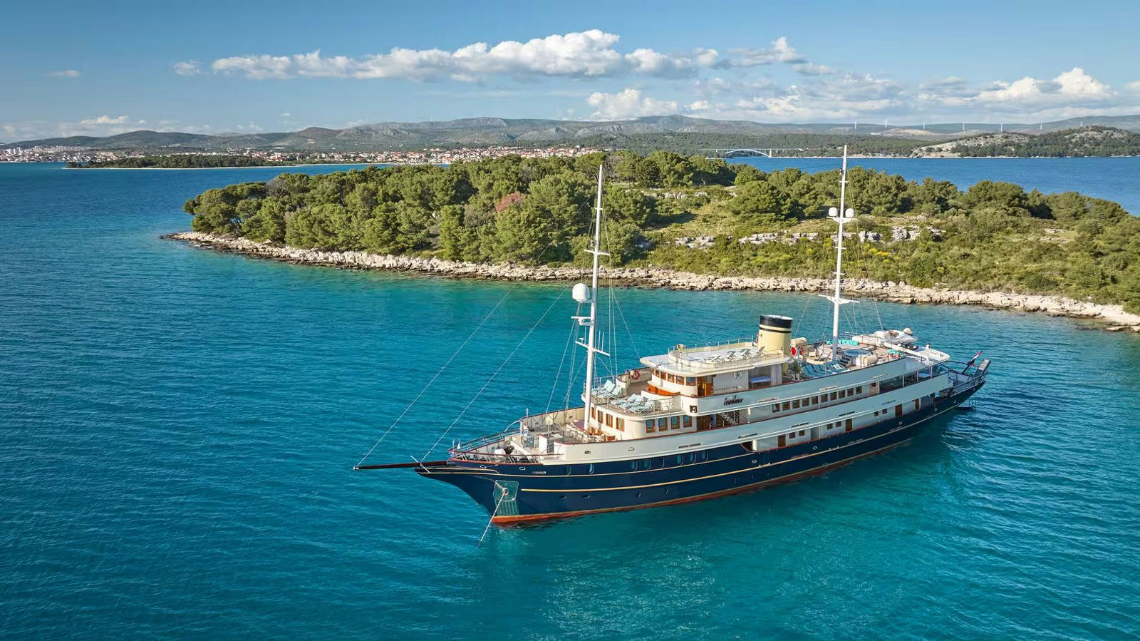 Casablanca, 61 m charter yacht