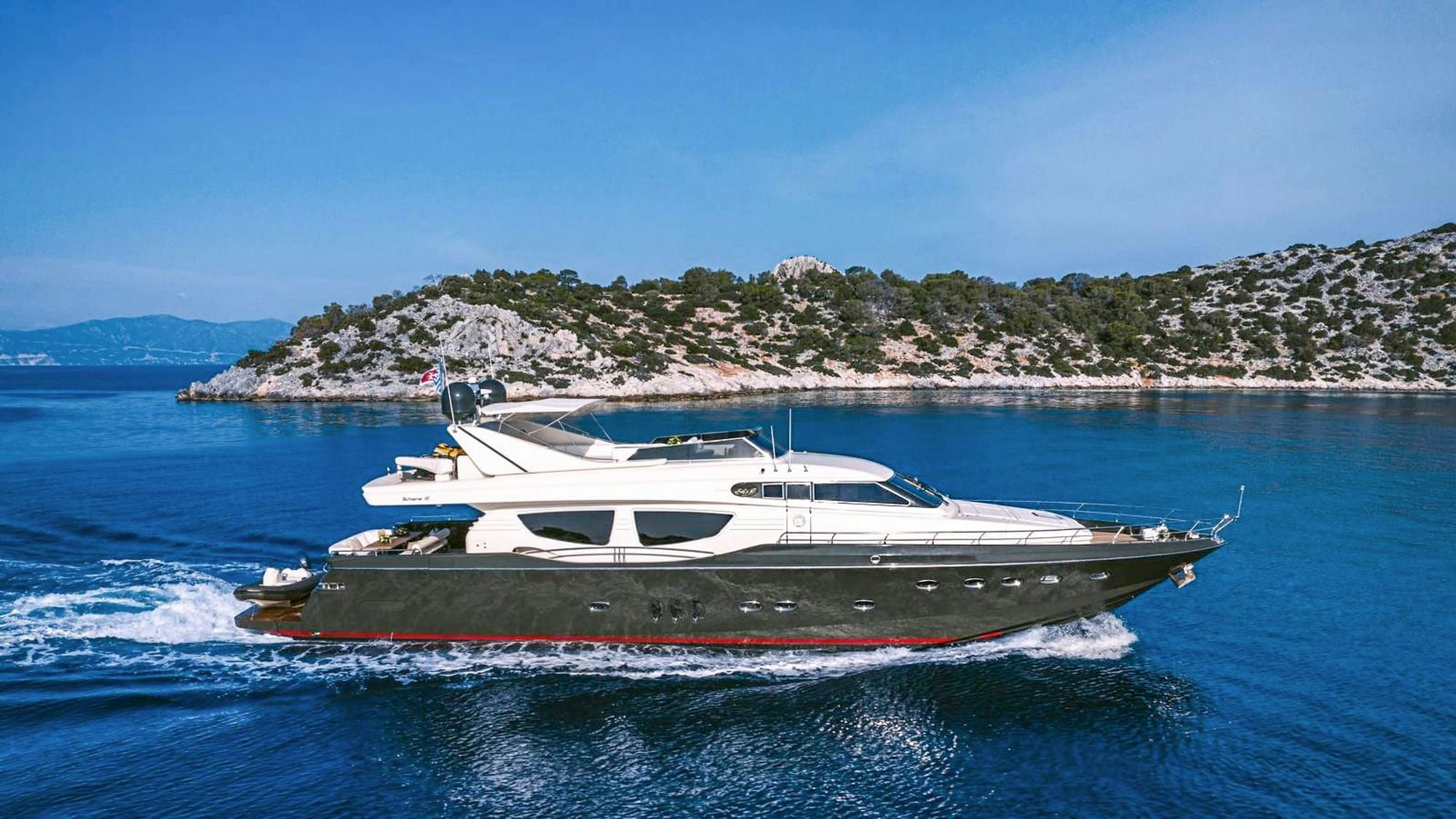 Seas The Day, 27 m Posillipo charter yacht