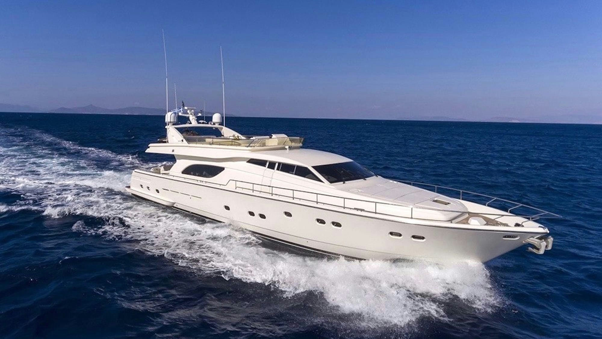 Lazy Days, 24.4 m Ferretti charter yacht