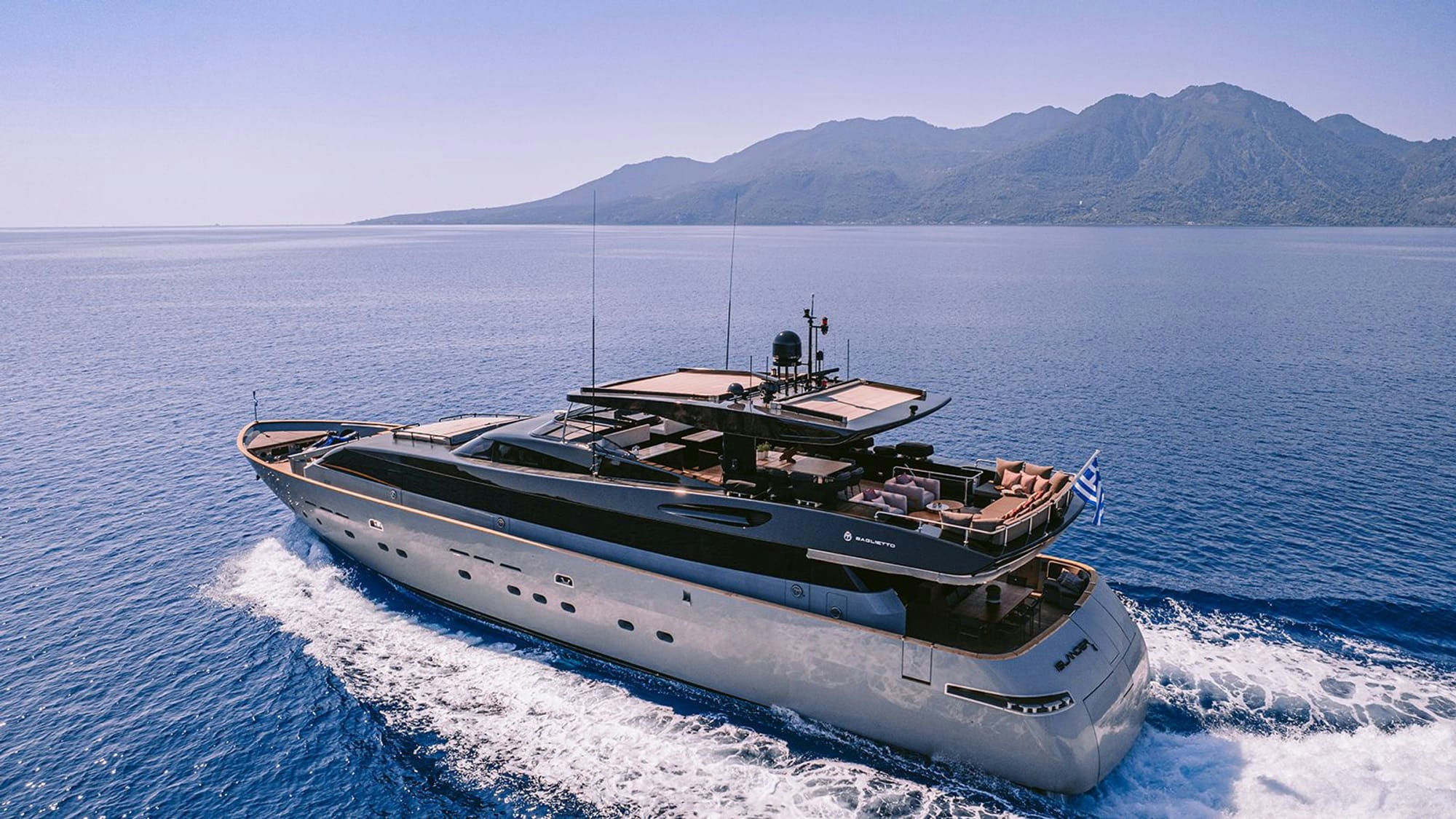 Islander II, 33.4 m Baglietto charter yacht