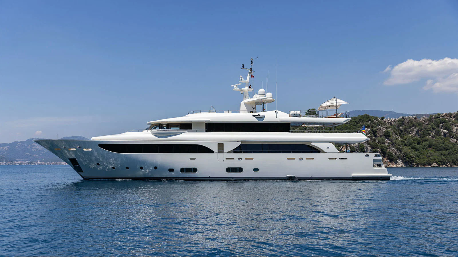 Lady I, 42.6 m charter yacht