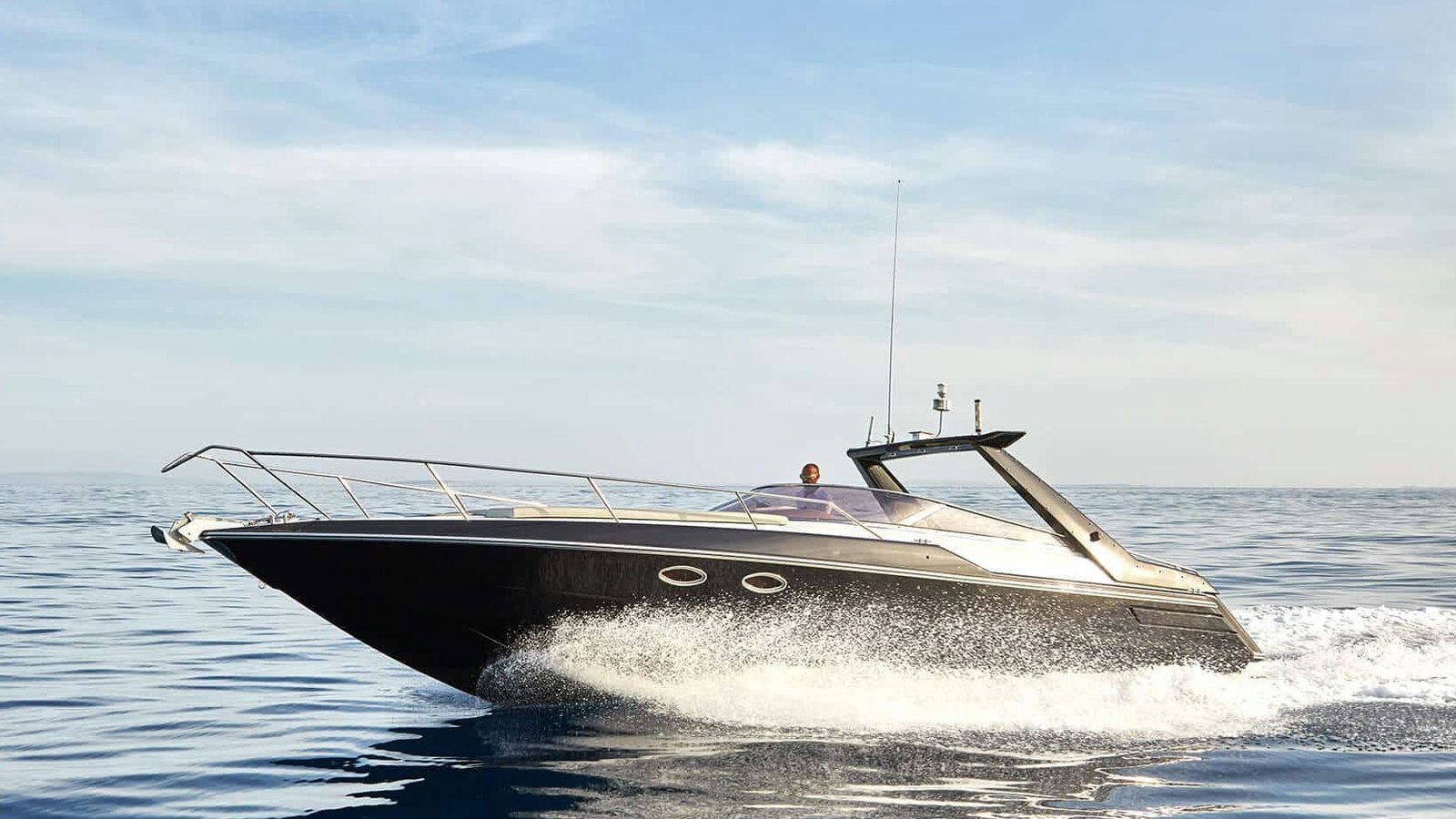 My Way, 12 m SUNSEEKER TOMAHAWK 37 charter yacht