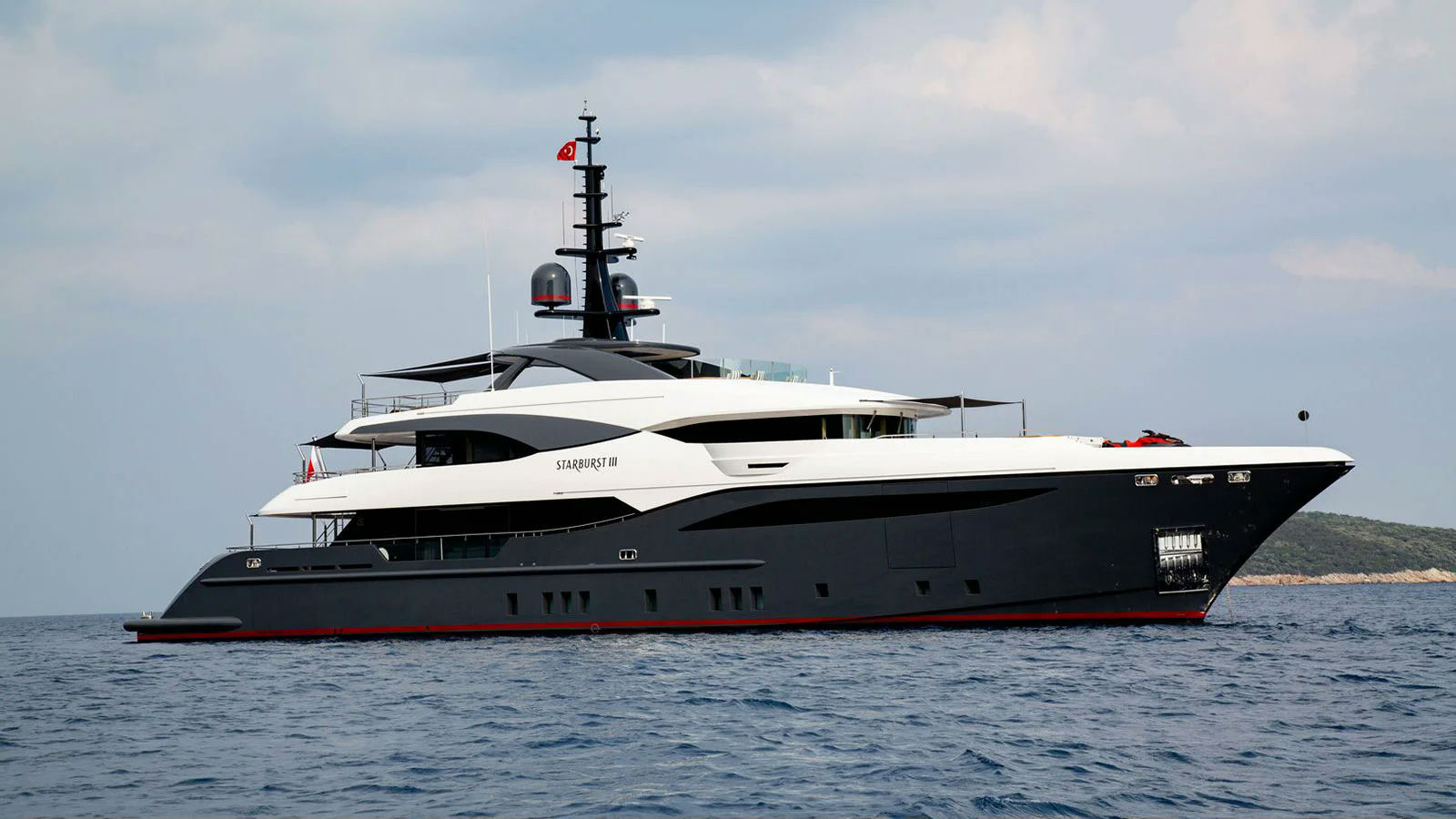 Starburst III, 47.5 m charter yacht
