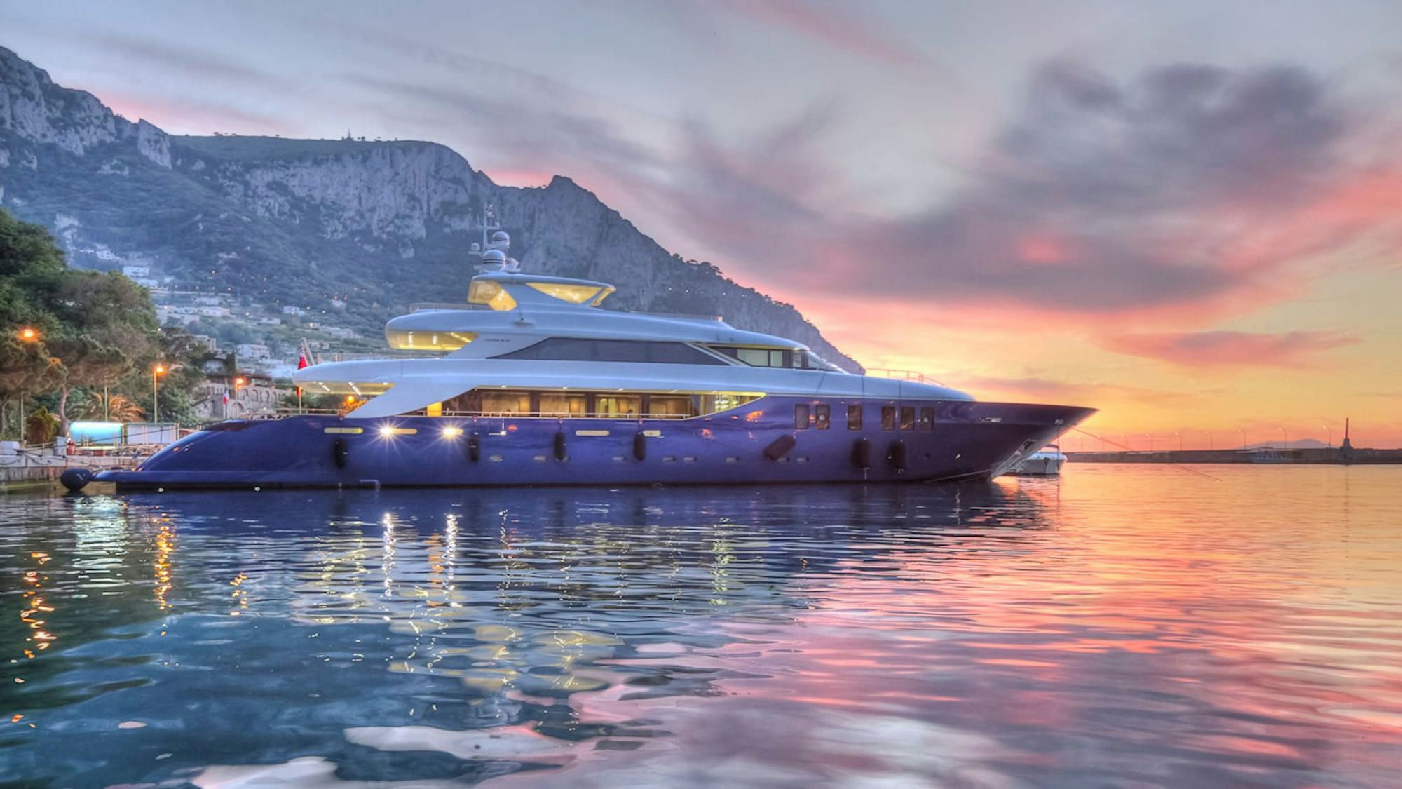 Ipanemas, 45 m Tecnomar charter yacht