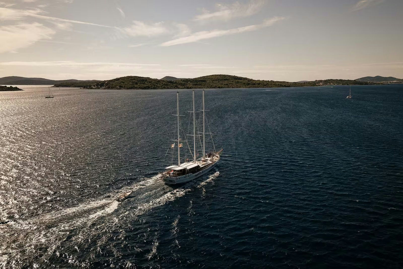Dolce Vita, 34 m charter yacht