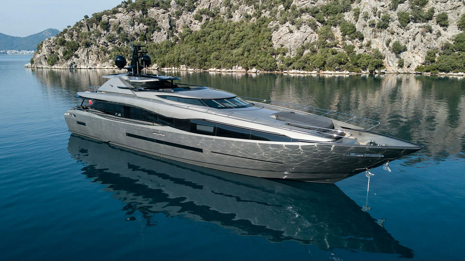 FX, 38 m charter yacht