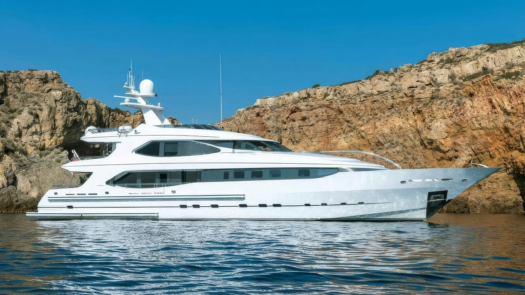 Iravati, 42.4 m Oceanco charter yacht