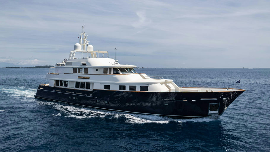 FABULOUS CHARACTER, 42.3 m charter yacht