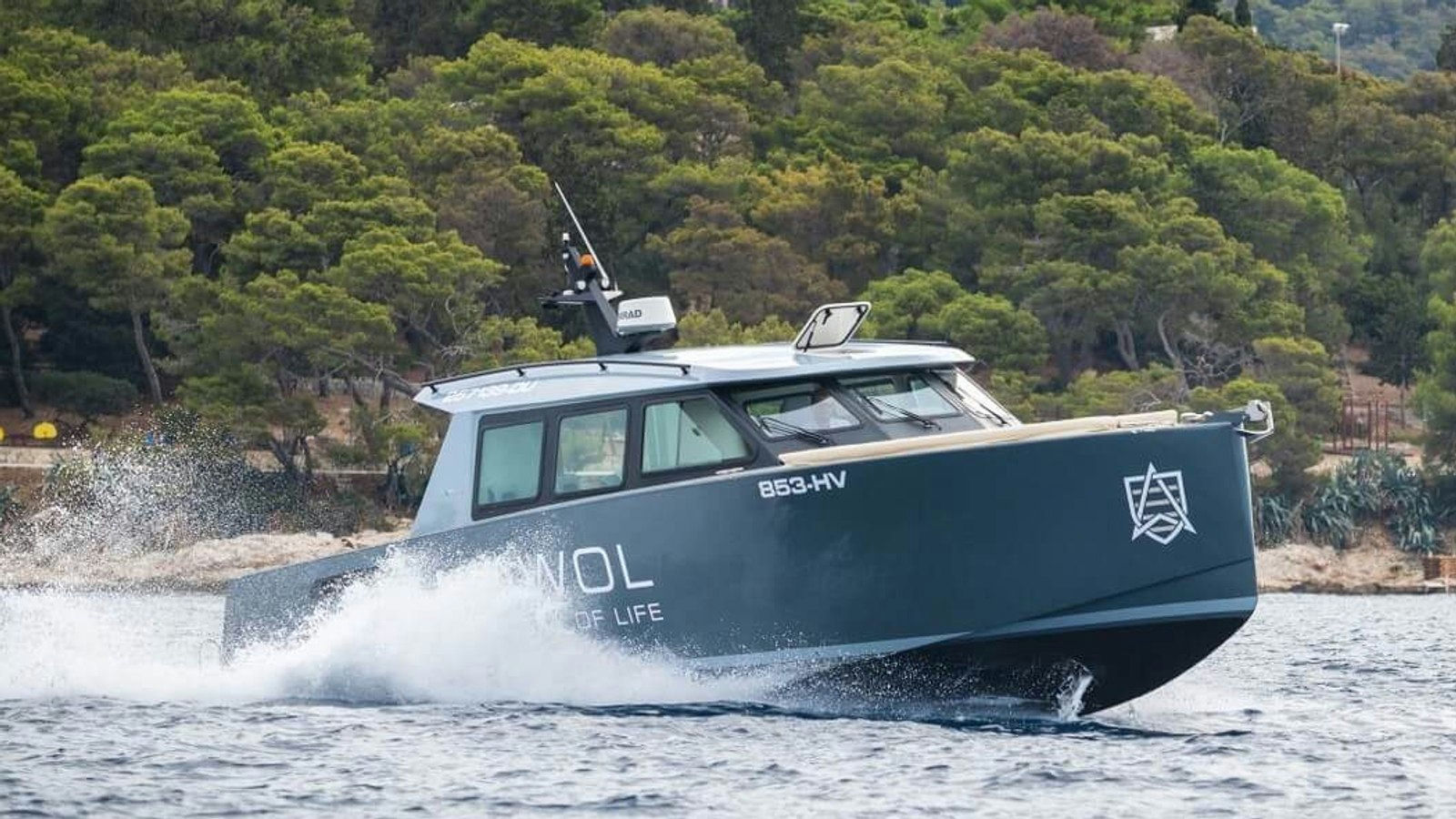 Summer Breeze 45 Cabin, 13.7 m Cabin 45ft charter yacht