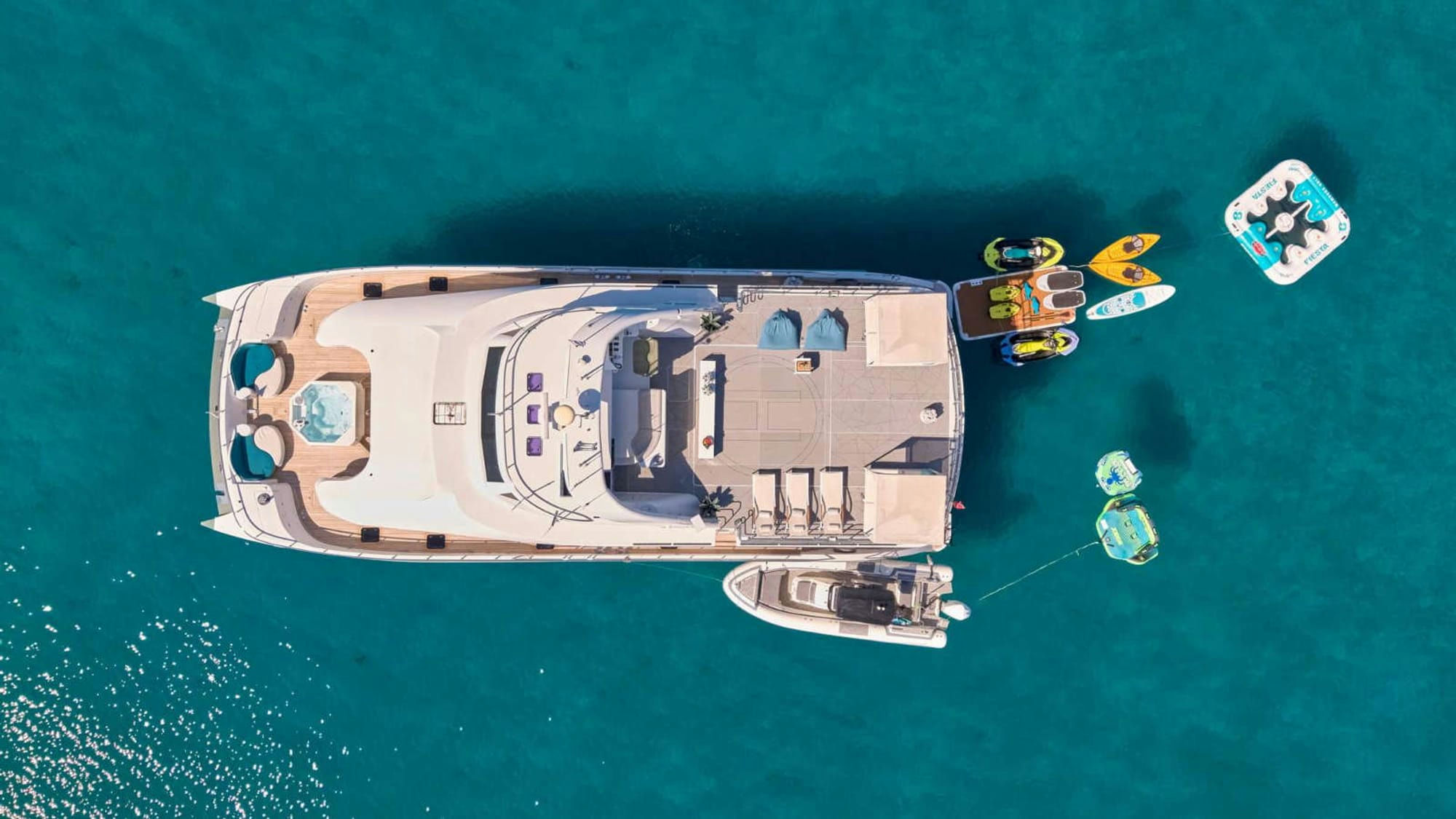 Samara, 24.4 m Pachoud Yachts charter yacht