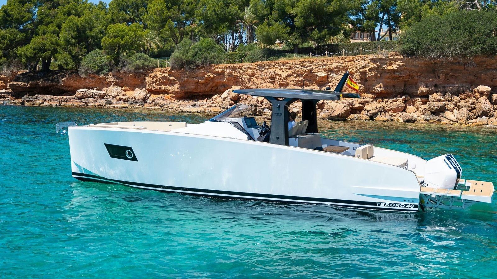 Tesoro 40, 12 m Tesoro 40 charter yacht