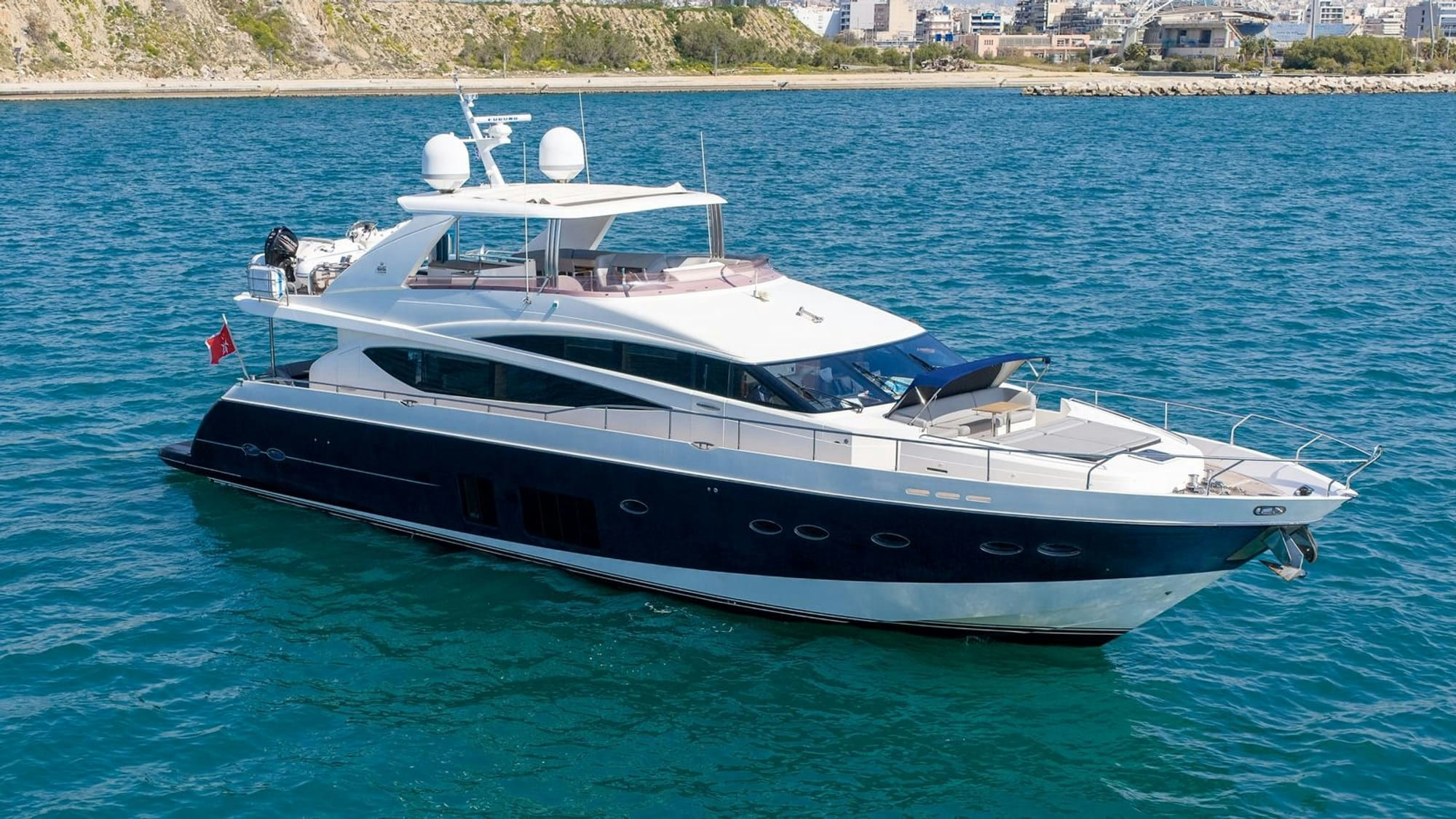 4Life, 26 m Princess charter yacht