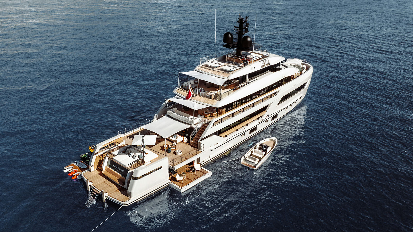 La La Land, 44.3 m Sanlorenzo charter yacht