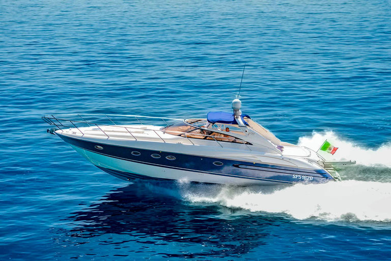 PRINCESS V50 SPORTS, 16 m Princess V50 Sport Open Space charter yacht