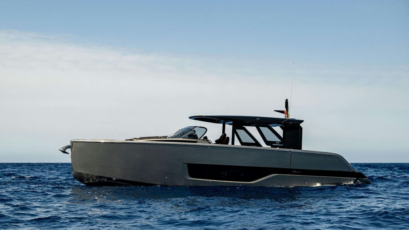 Palladium, 14 m Cranchi A46 charter yacht