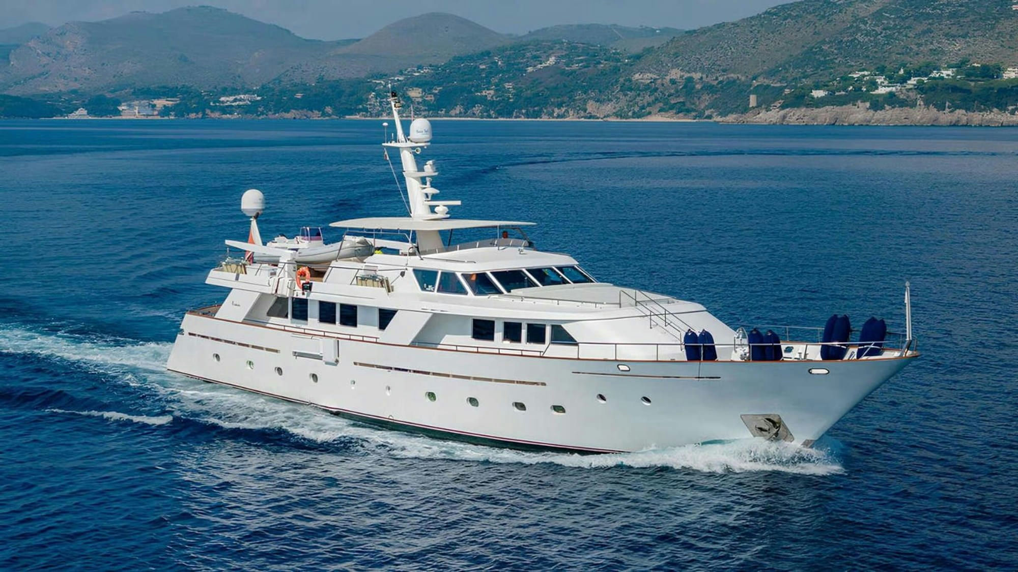 Nightflower, 35 m Codecasa charter yacht