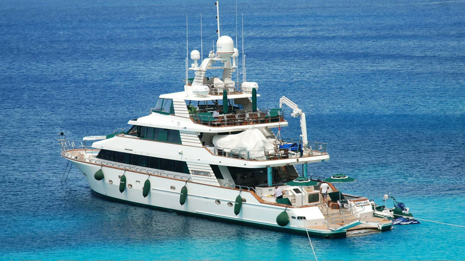 Forty Love, 42.1 m charter yacht